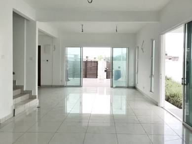 Semi-Detached House For Sale in Telok Panglima Garang,SGR
