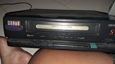 VCR VHS Player MULTI SYSTEM – Terpakai