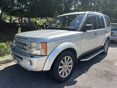 Land Rover Discovery TDV6 in Bandar Sri Damansara, SGR