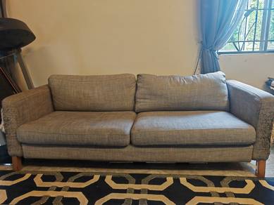 Sofa ikea lama untuk dilepaskan