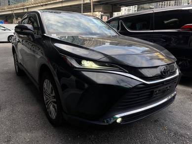 Toyota Harrier Z in KLCC, KUL