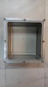 Radian Swing gate under ground motor