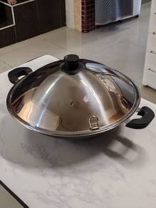 Buffalo Stainless Steel Wok with Lid