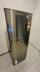 Sharp Refrigerator 280L