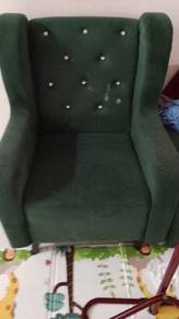 2 single sofas 