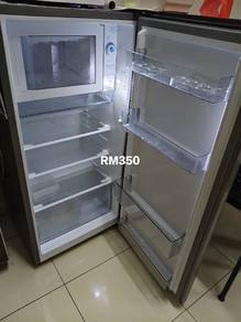 Fridge, Mesin basuh, Laci plastik