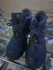 safety shoes 