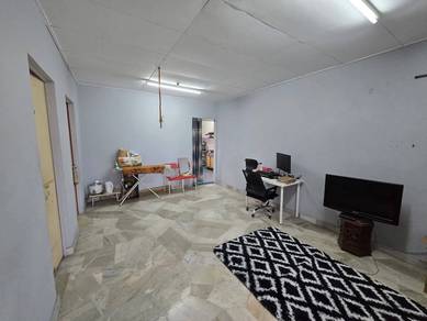 Flat For Sale in PKNS Flat Seksyen 6