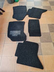 Carpet Hilux Rogue 
