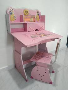 Meja tulis budak