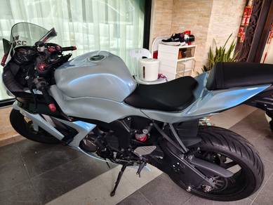 Kawasaki ZX-R