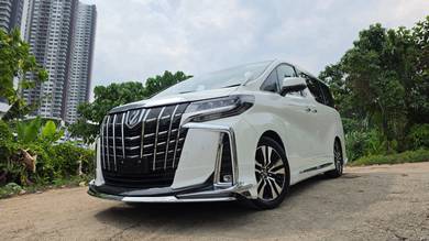 Toyota Alphard SC in Salak Selatan, KUL