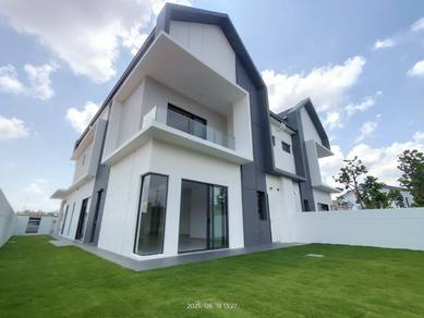 Semi-Detached House in Bandar Sri Sendayan,NSN