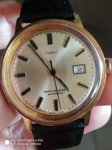 Vintage Timex 1972 automatic watch