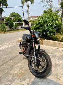 Harley-Davidson FXDR 114