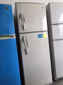 LG 2doors fridge Peti Sejuk Ais Refrigerator