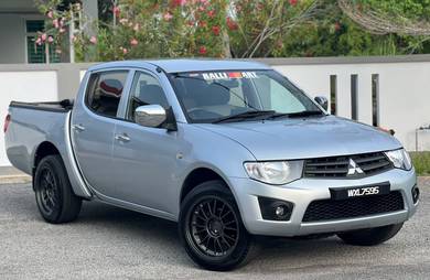 Mitsubishi Triton STANDARD in Bachok, KTN