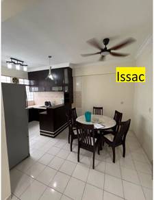 Condominium For Rent in Putra Place