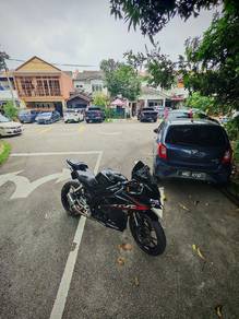 Yamaha R15