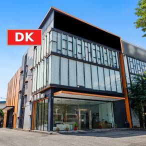 Warehouse / Factory For Sale in Glenmarie,SGR
