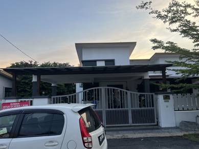 Bungalow House For Sale in Bukit Katil,MLK