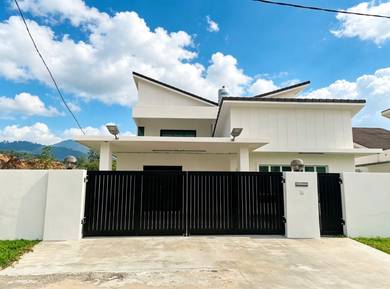 Bungalow House For Sale in Sungai Siput,PRK