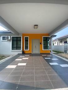 Semi-Detached House For Rent in Merlimau,MLK