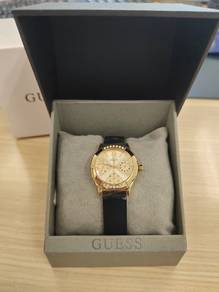 Guess GW0451L1