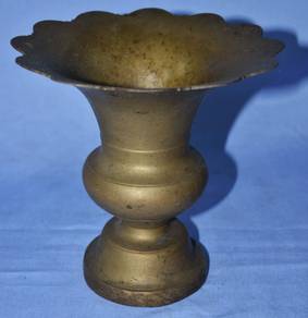 Antique Vintage Solid Brass Spittoon