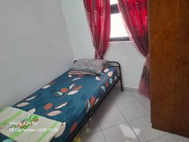 Room in Kajang, SGR