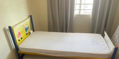 Bed & Frame
