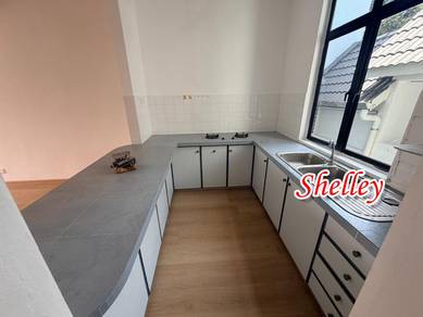 Townhouse Condo For Sale in Pearl Hill Villa (Mount Evergreen)