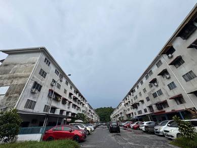 Flat For Sale in Flat Desa Baiduri