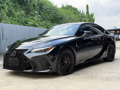Lexus IS 300 F-SPORT in Shah Alam, SGR