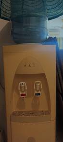 Water Dispenser 