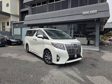 Toyota Alphard in Petaling Jaya, SGR