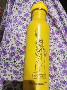Tumbler bottle themed NY