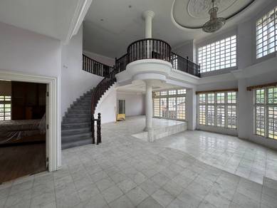 Bungalow House For Sale in Setia Alam,SGR