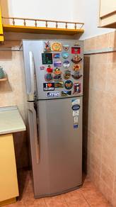 Second  Hand Fridge and Washing Machine