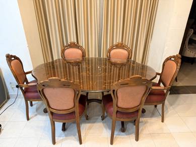 Solid Wood Oval Dining Table with 6 Chairs