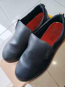 Kasut Sekolah hitam Bfirst Black Slip-on Shoes