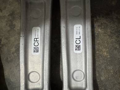 Tension strut (control arm) Wishbone (lower arm)