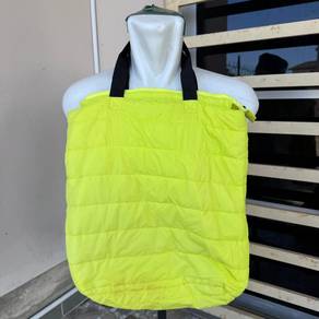 UNIQLO Packable Quilted Padded Tote Bag