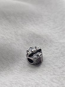 Silver charm pink gift box