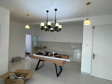 Condominium For Rent in Flora Rosa