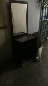 almari solek alamri dapur