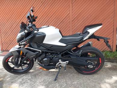 CFMOTO 450NK