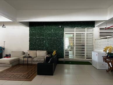 Condominium For Sale in Royale Infinity