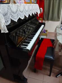 PIANO : Model GORS & KALLMANN GK 2000