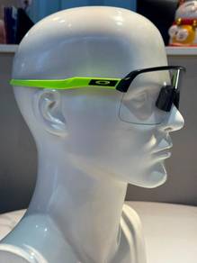 SOAK9463A-946335/39-C  ( oakley )